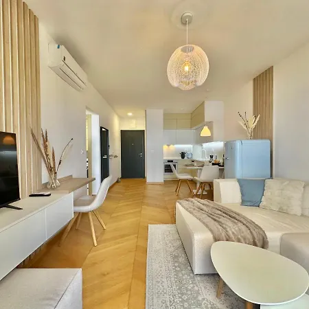 Apartment Feel The Spirit